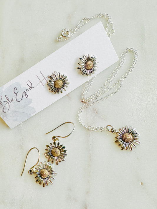 Daisy Drop Earrings